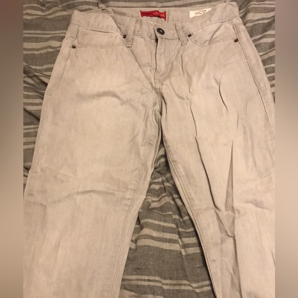 GUESS Ultra Slim McCrae Fit
Size - 31x30
Great Condition!
Barely used.